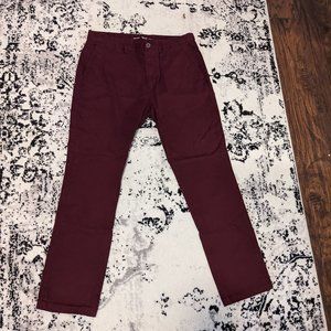 Old Navy Ultimate Khaki Slim Fit 36x32 Merlot Color